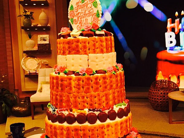 kellyripatastykakecake