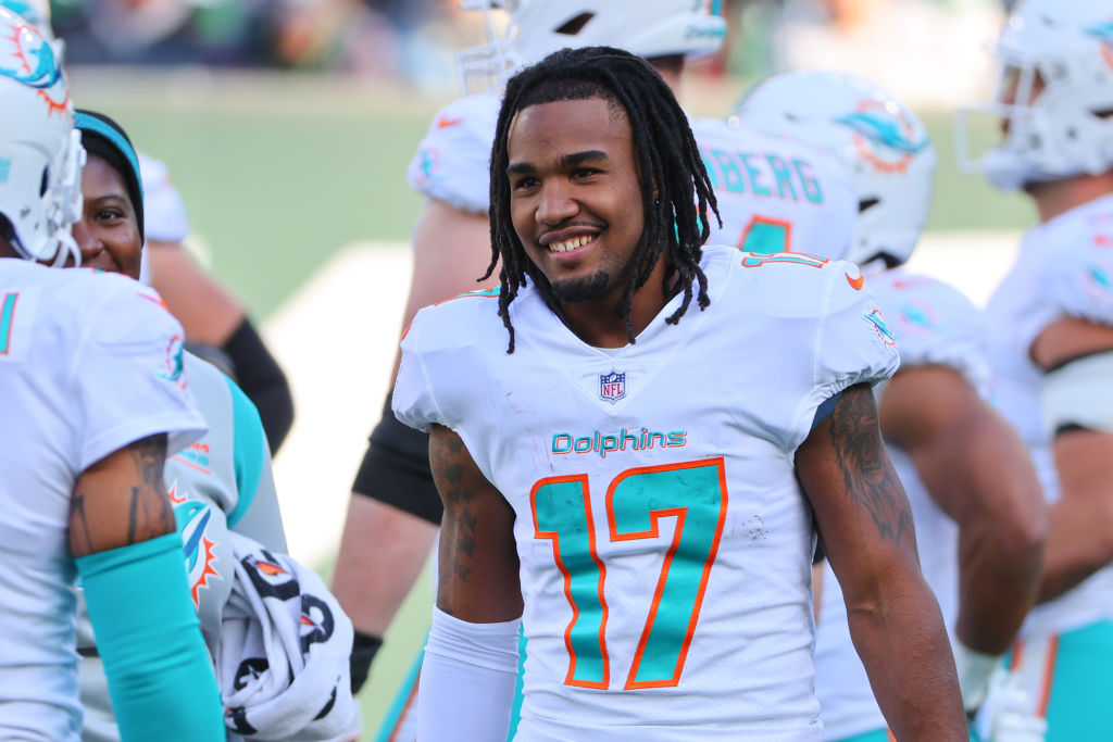 NFL: NOV 21 Dolphins at Jets
