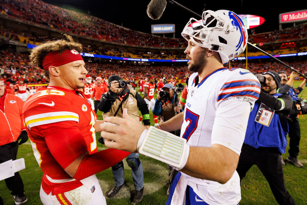 Buffalo Bills v Kansas City Chiefs