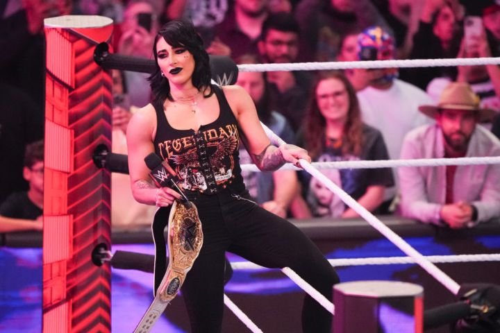 Rhea Ripley: Patti LaBelle- Lady Marmalade