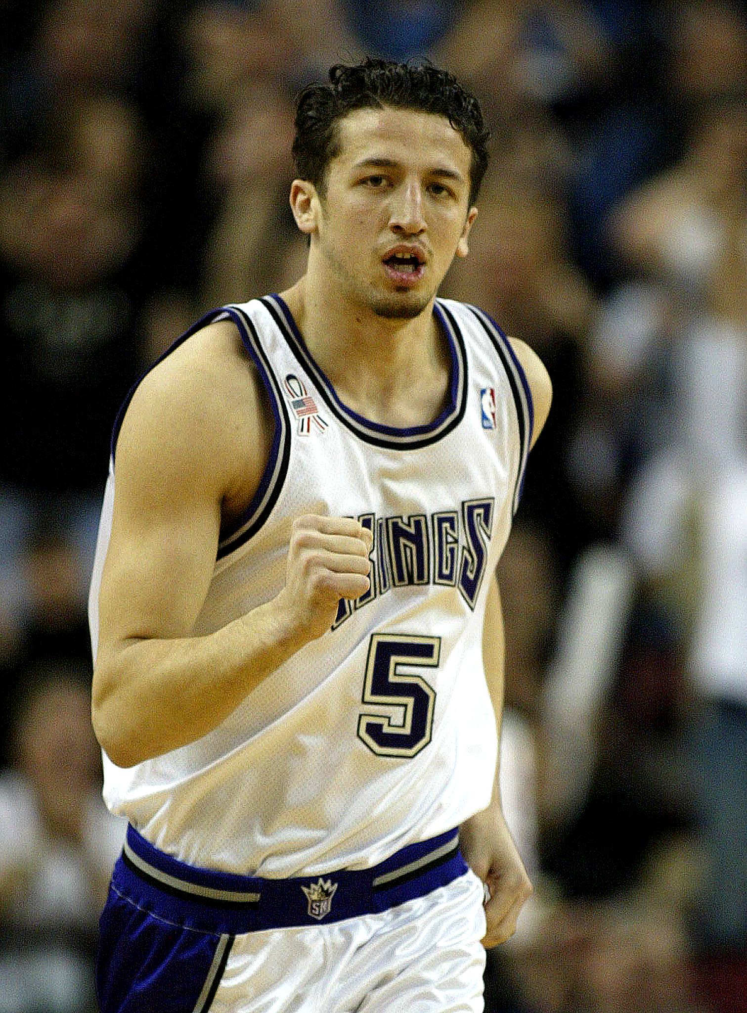 BKN-LAKERS-KINGS TURKOGLU