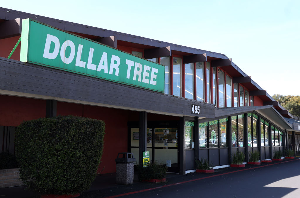 Dollar Tree To Close 1,000 Family Dollar Stores