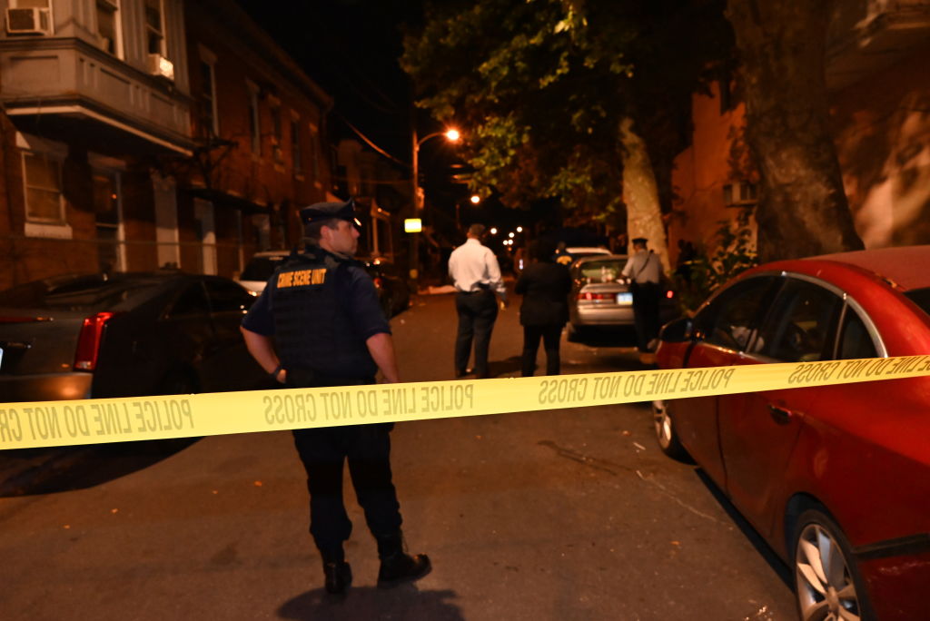 Mass shooting wounds 10, kills 3 in Philadelphia