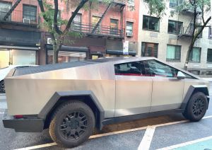 Tesla Cybertruck, New York City