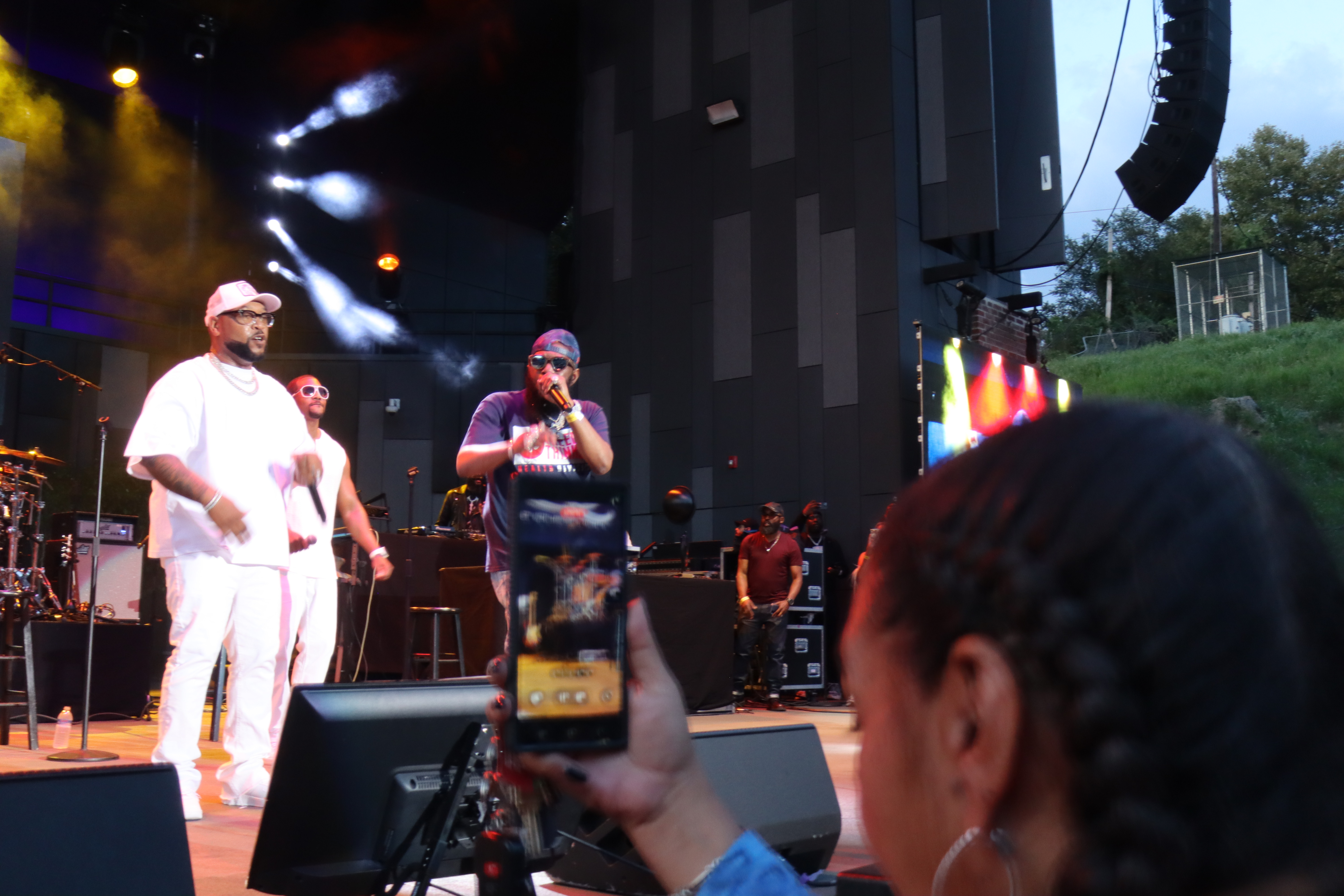 Dell Music Center Show 8-29: No Question, Lloyd, Xscpae