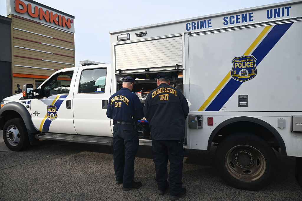 Victim shoots and kills robbery suspect in Philadelphia, Pennsylvania